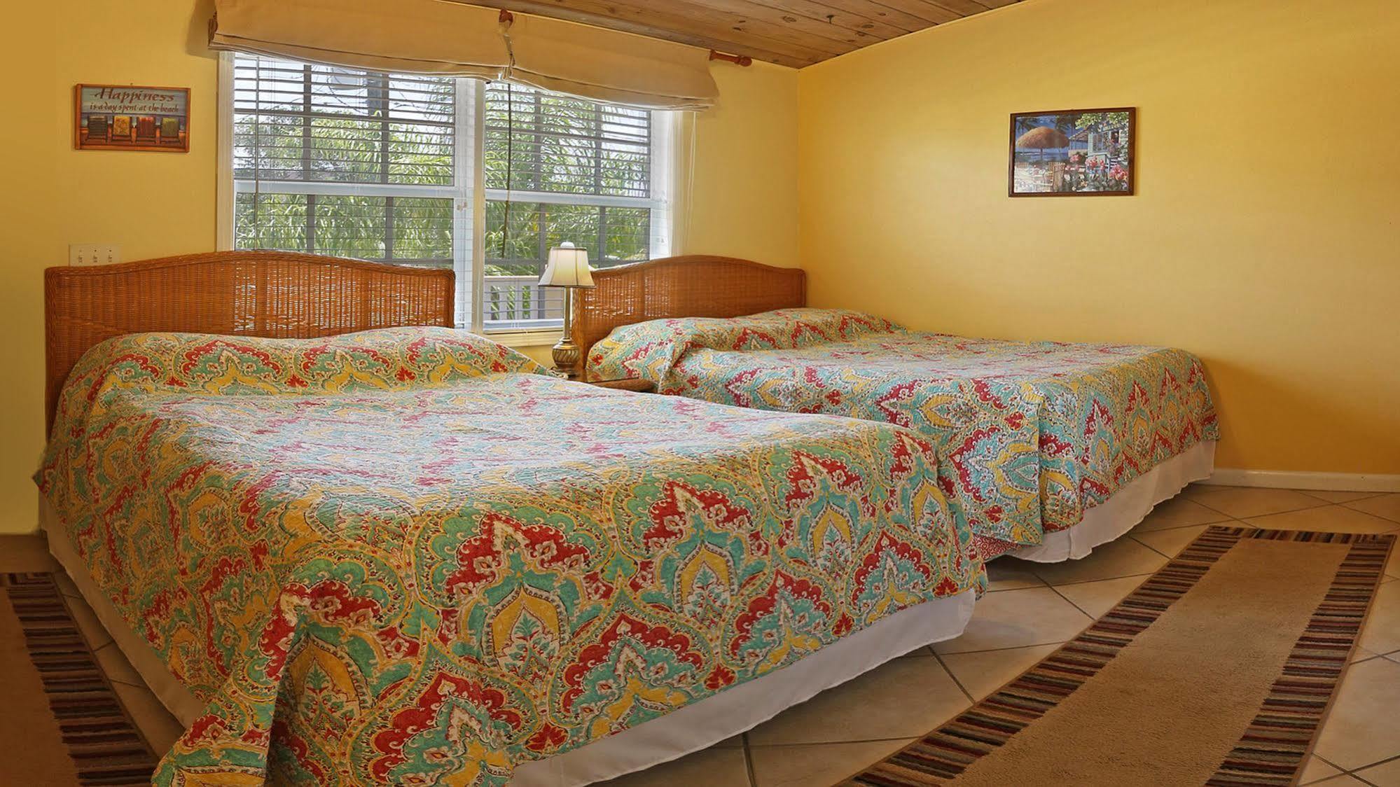 Manatee Bay Inn 포르 마이어스 비치 외부 사진